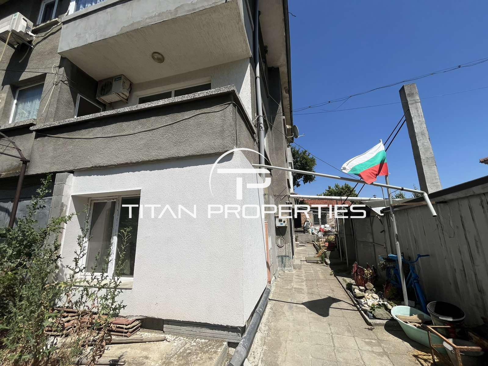 За продажба в Бургас етаж от къща гр. Айтос ID 2092395