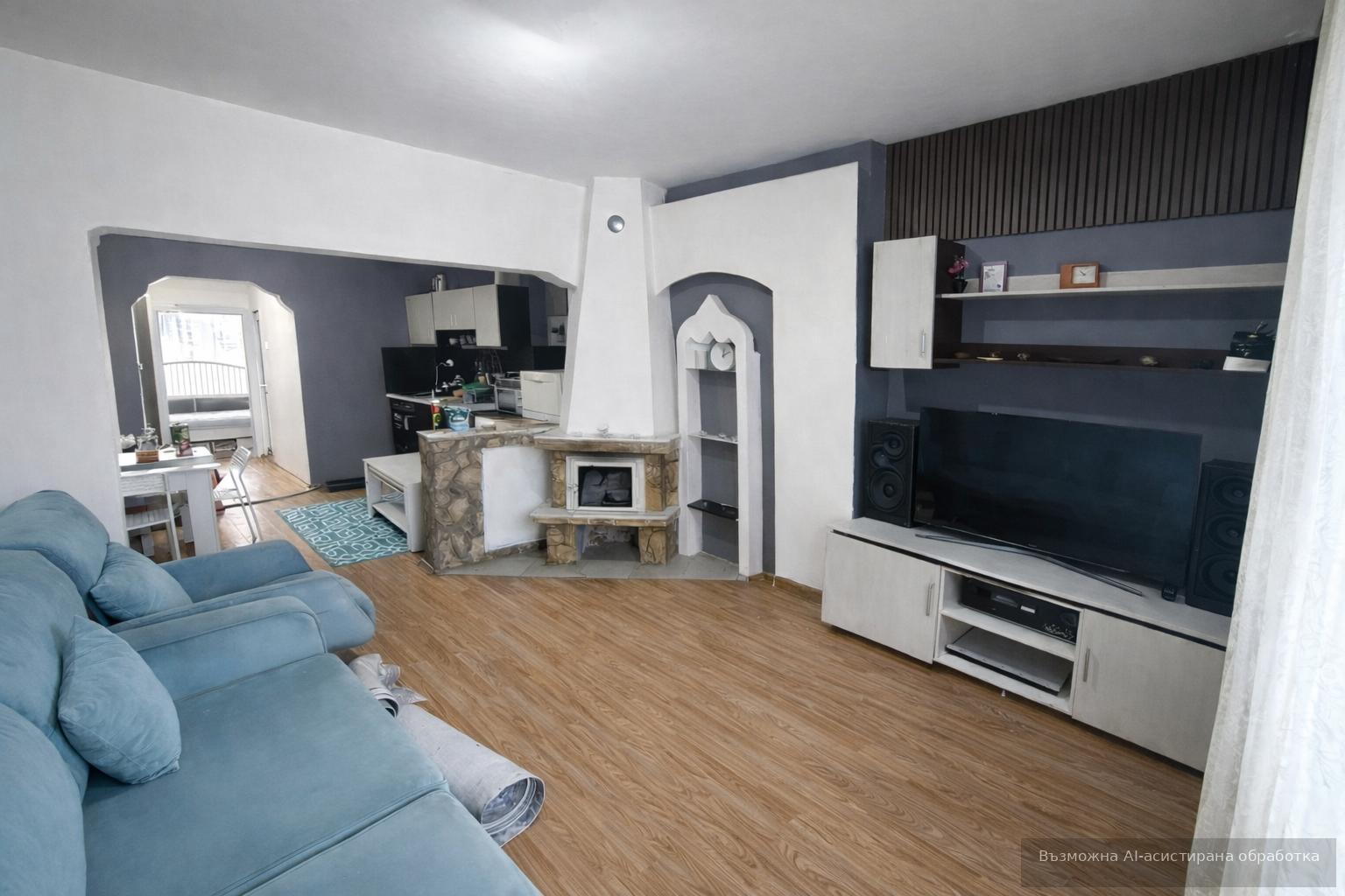 Под наем в София тристаен Център ID 2203662