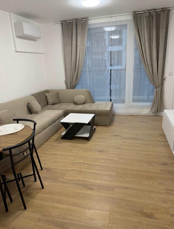 Под наем в София двустаен Младост 4 ID 2221903