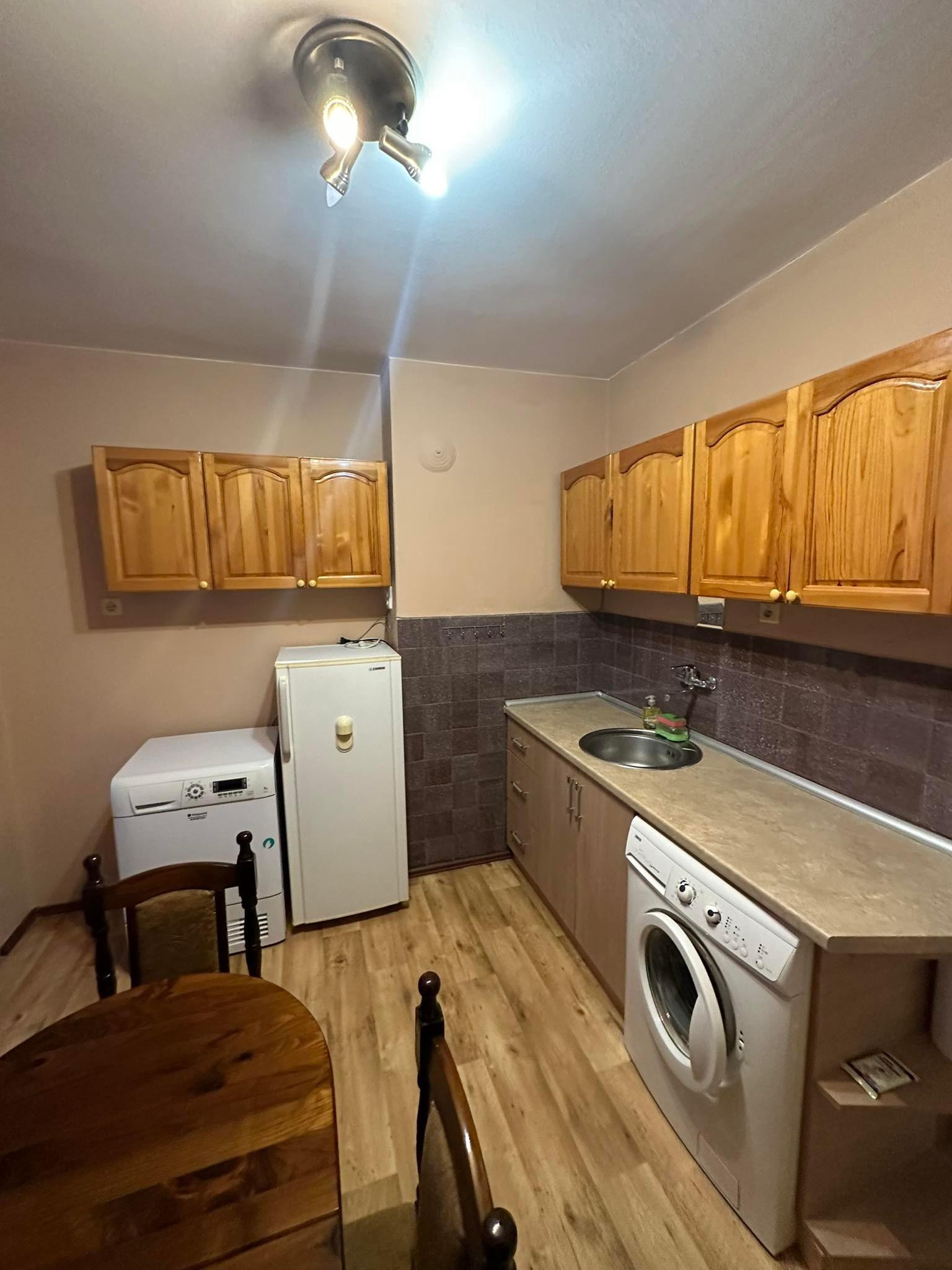 Двустаен, под наем, Център 