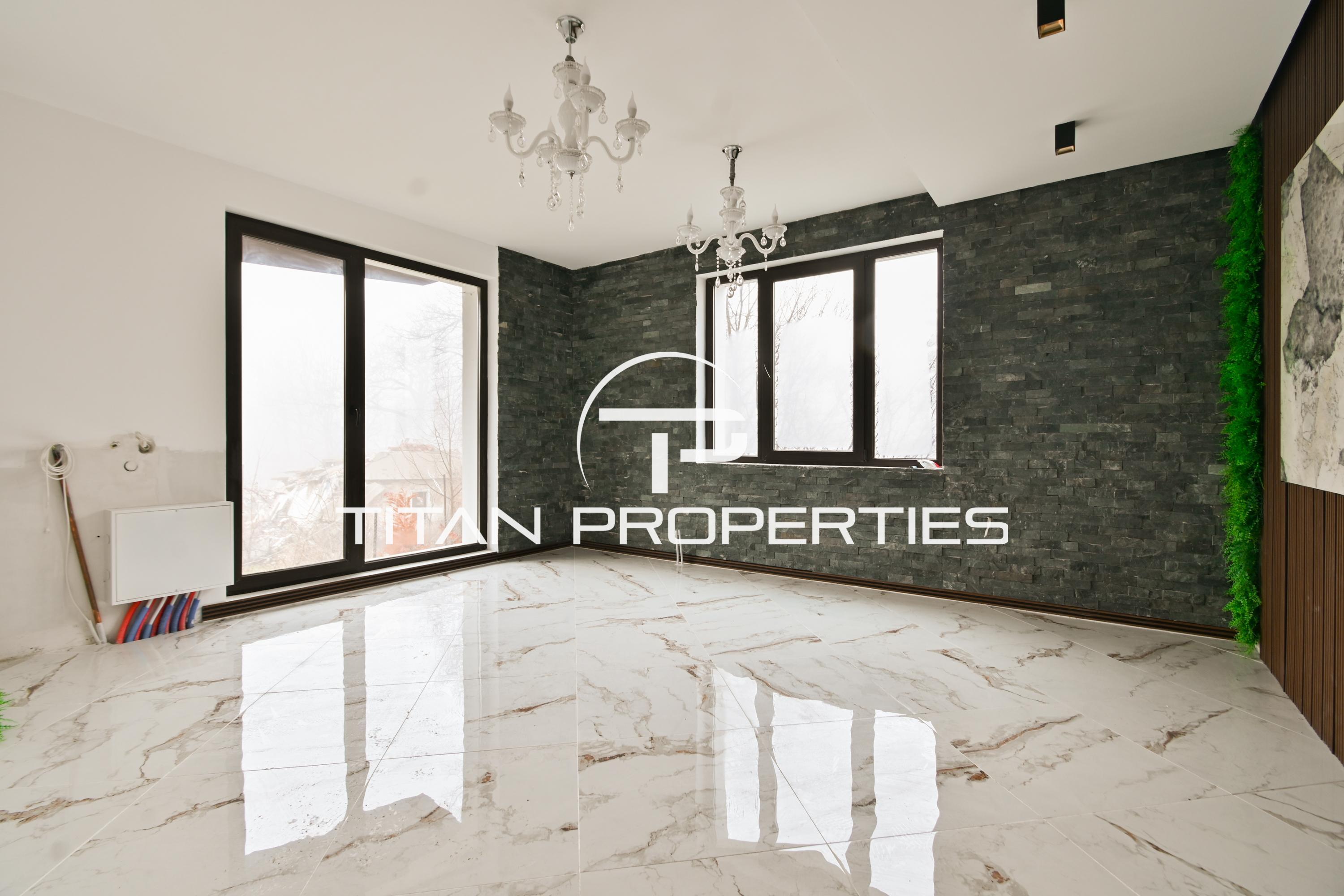 Тристаен за продажба в м-т Гърдова глава