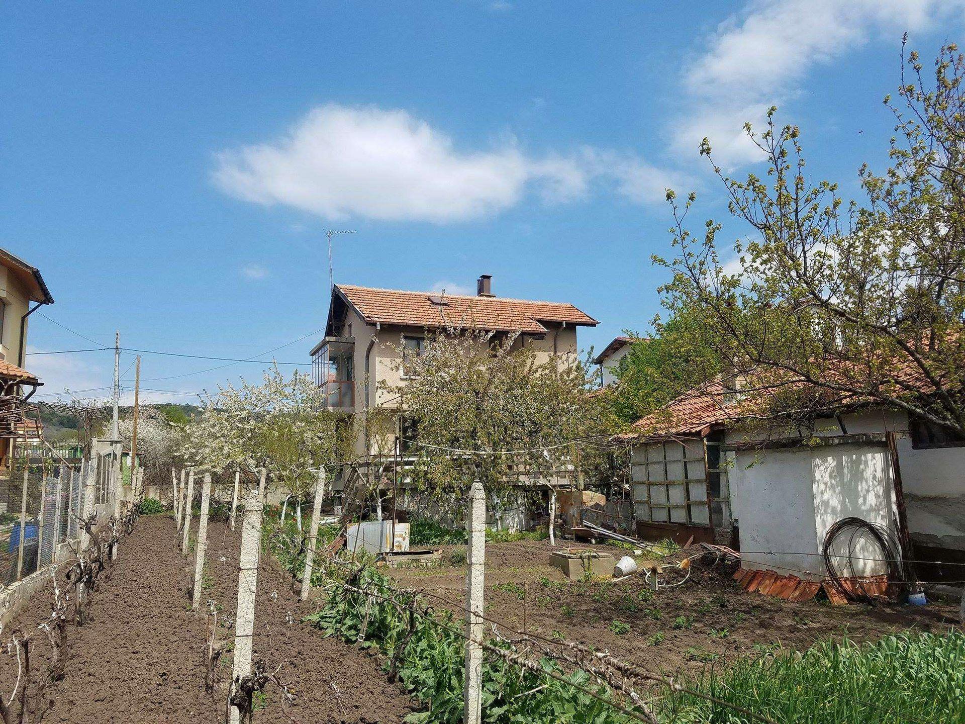 Двуетажна Къща, за продажба, кв.Банево