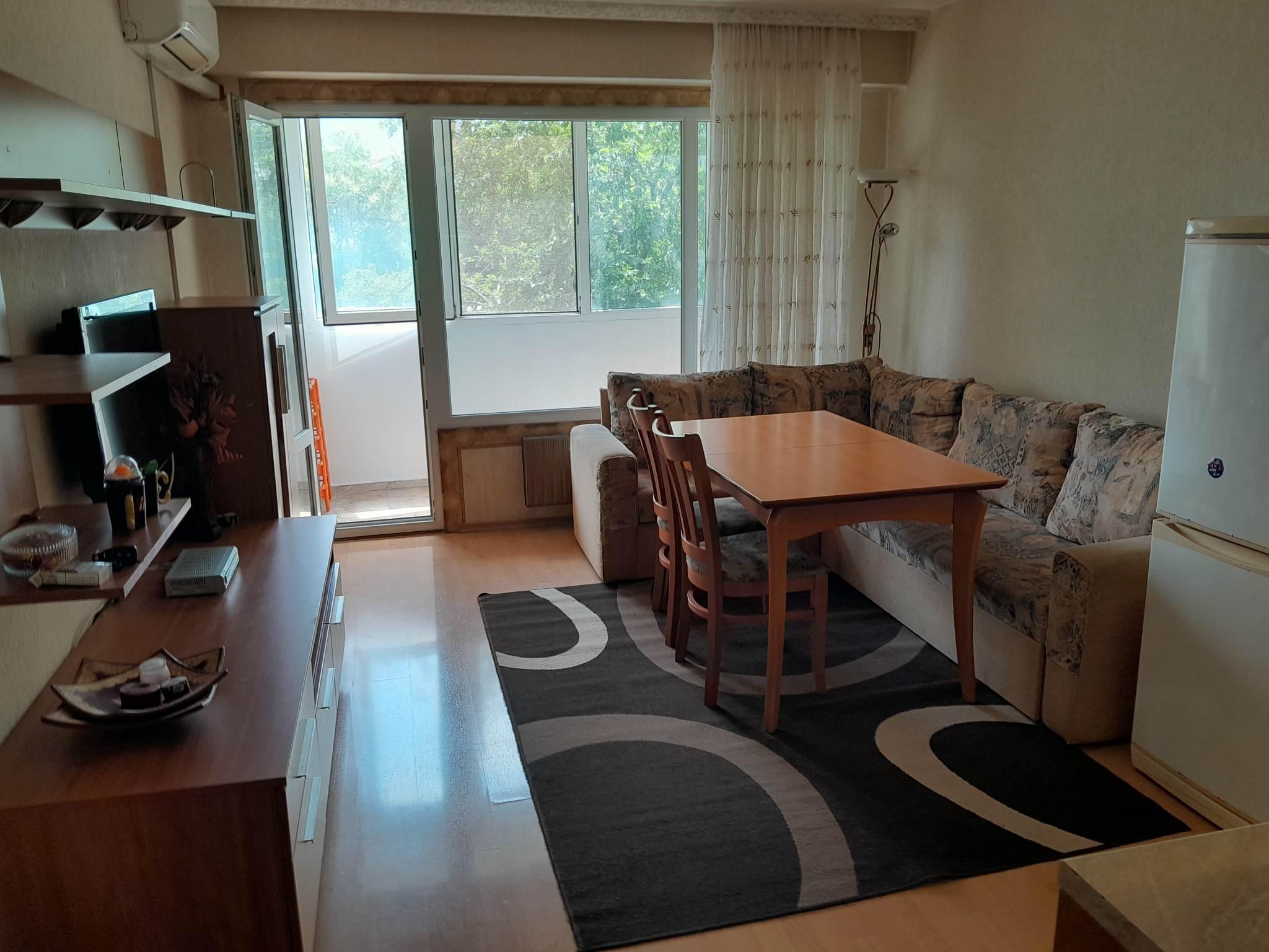 Тристаен, под наем, ж.к Изгрев