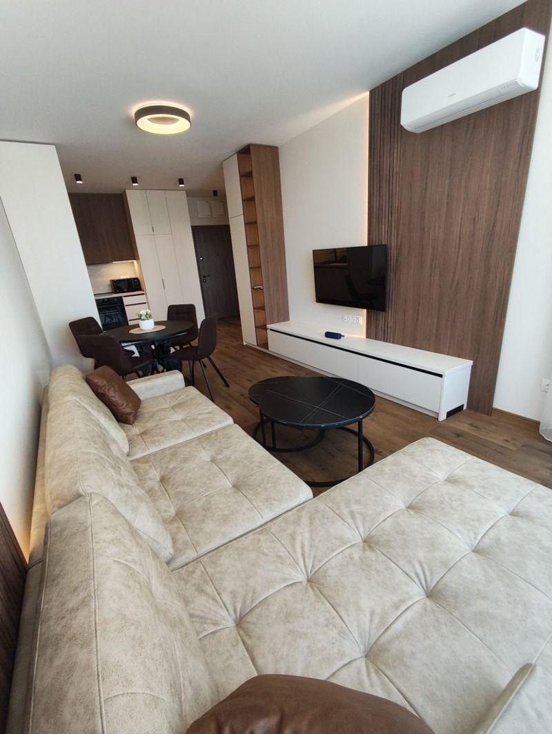 Двустаен, под наем, жк. Дружба 2