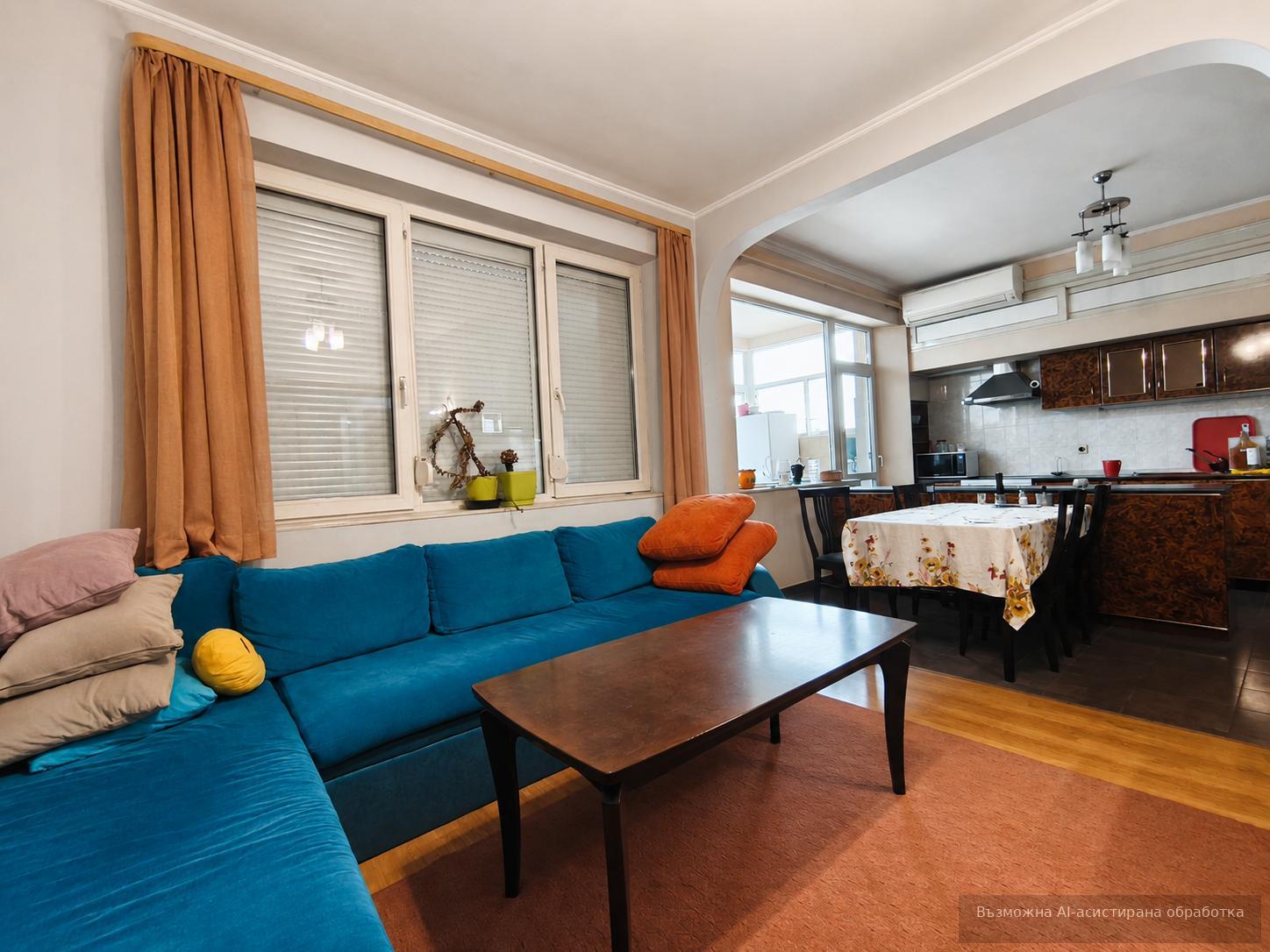 За продажба в Пловдив тристаен Център П ID 2092720